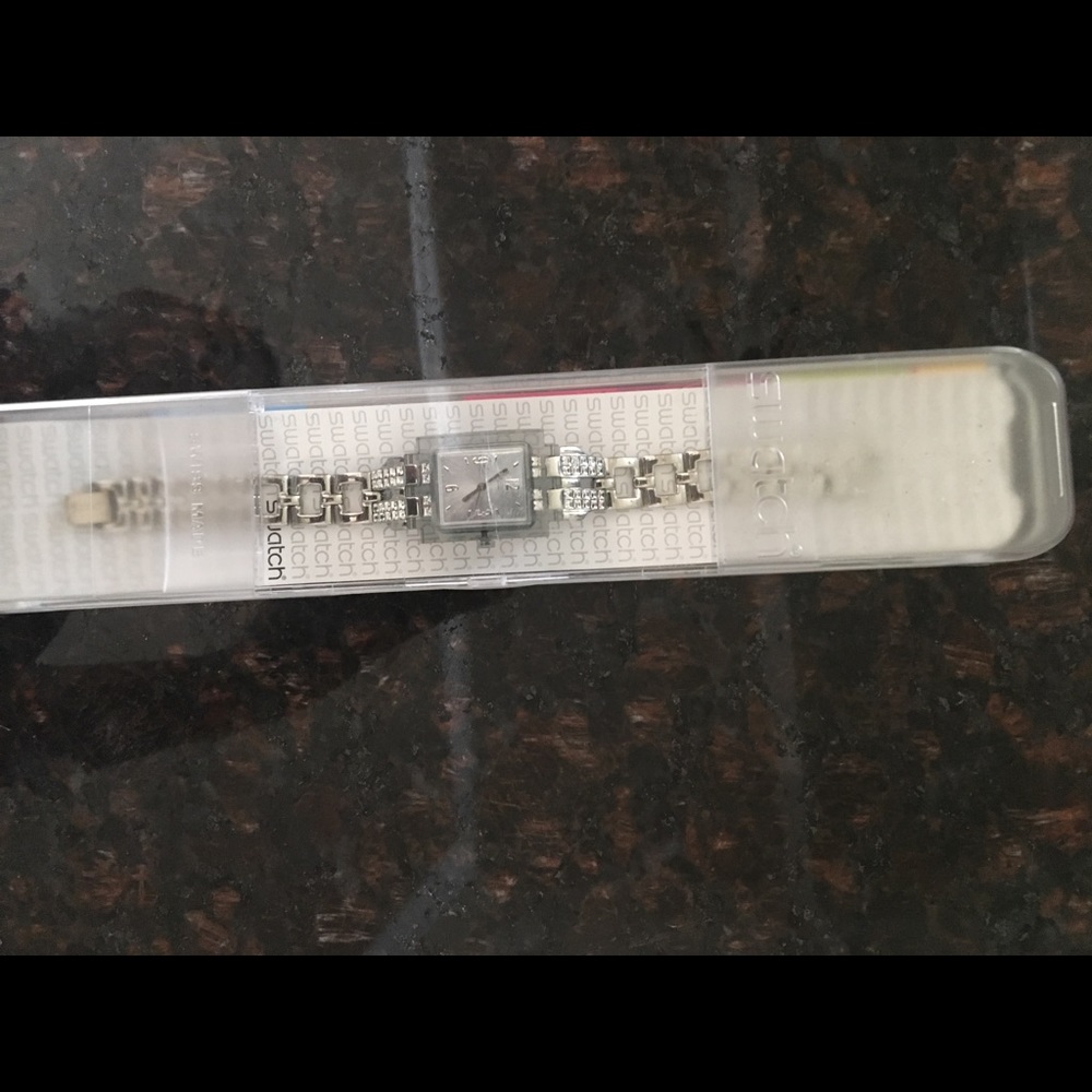 New watch never used before! Brand SWATCH